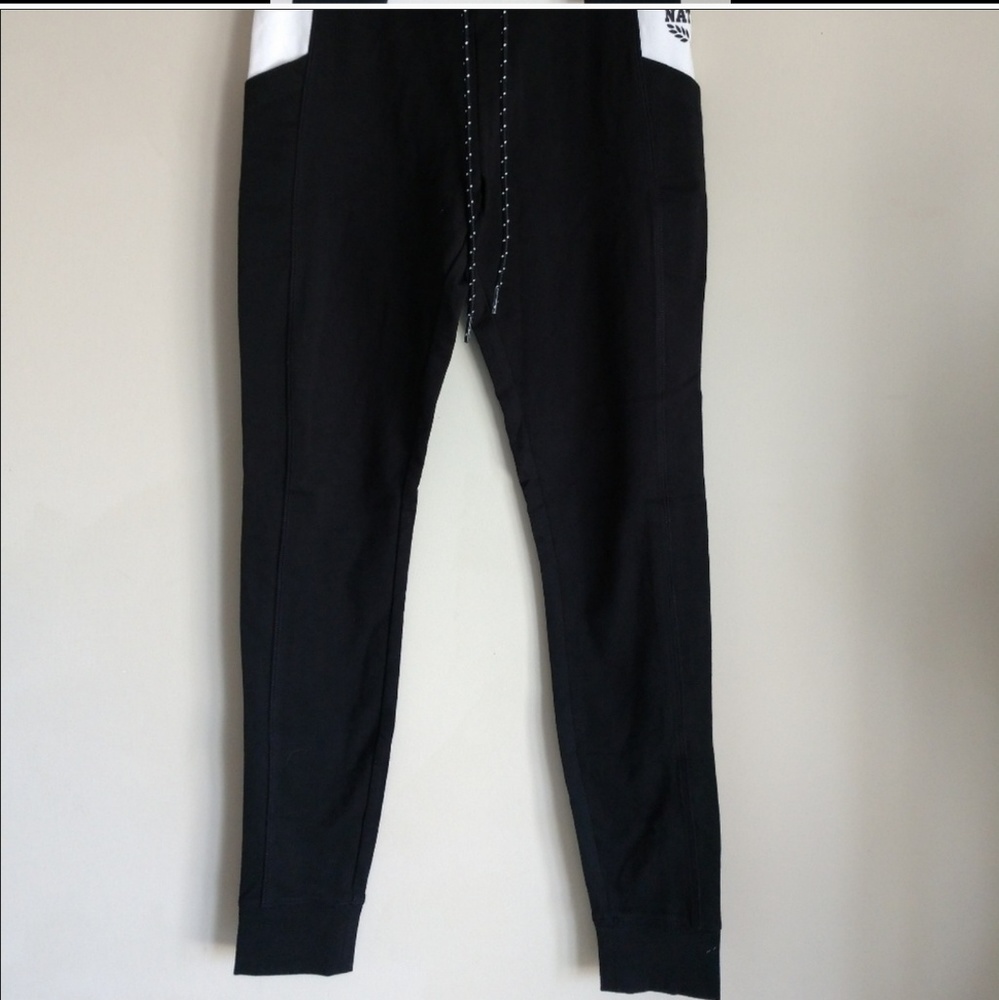 Size L🌺 PINK VICTORIA'S SECRET POCKETS LEGGINGS - Picture 2 of 5